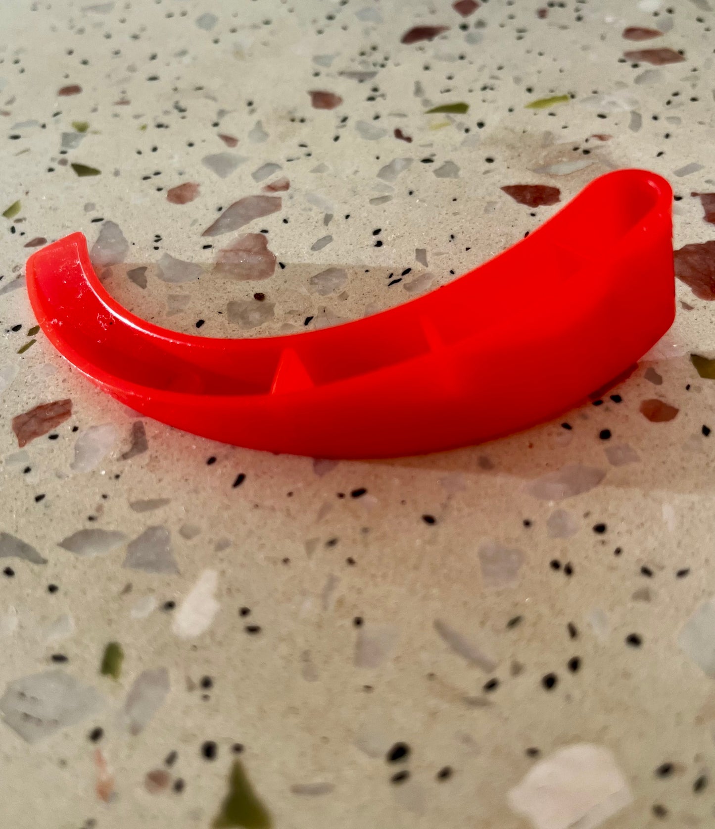 🔥Pack 100 Rote Keile – Präziser Abstand & Ergonomisch Fliesen