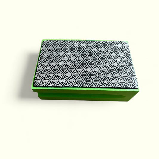 Cale diamantée verte grain 200 avec bloc mousse ergonomique pour finitions pro de carrelage et pierre