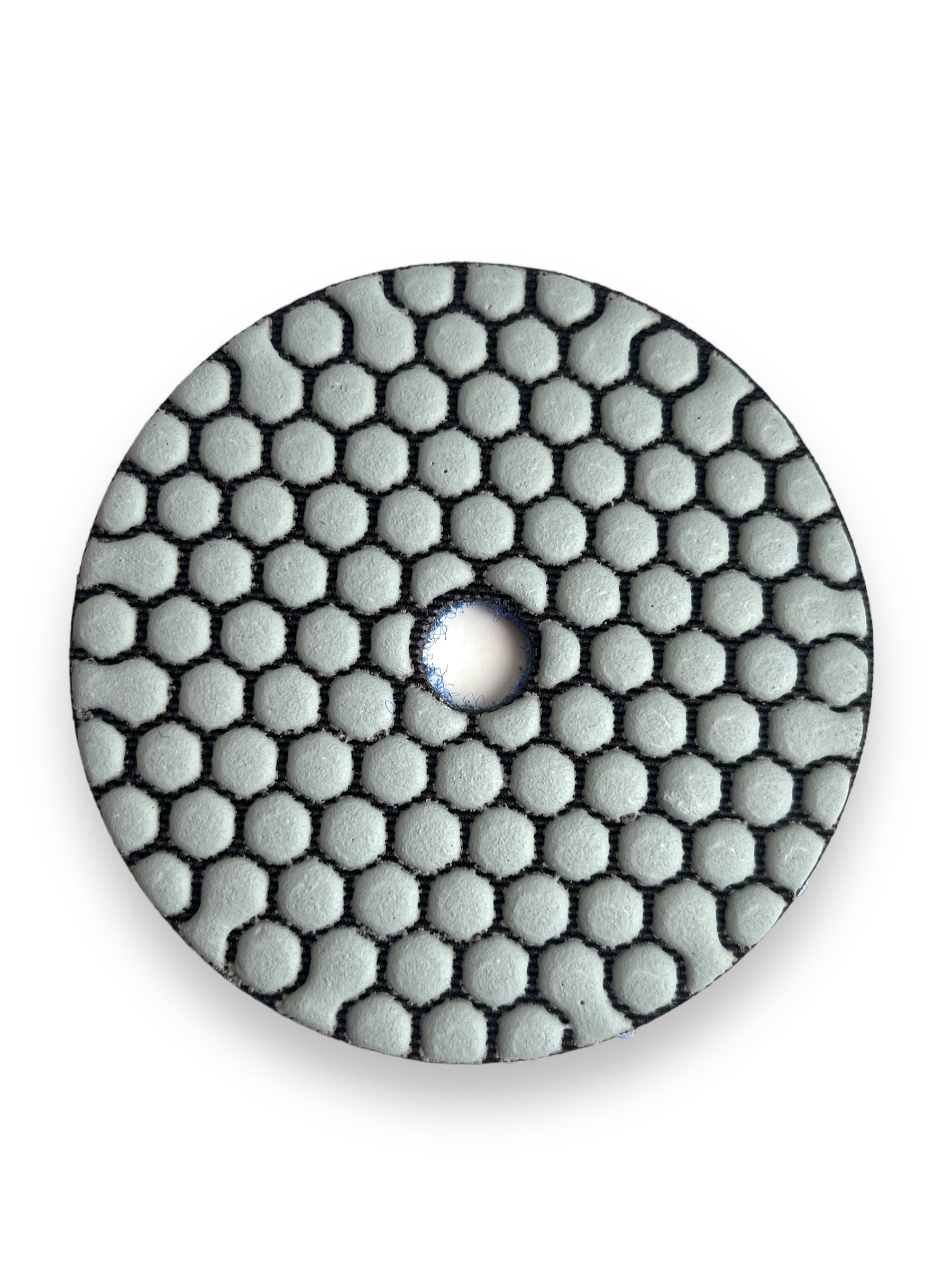 Zoom sur la structure nid d’abeille du disque diamant grain 50
