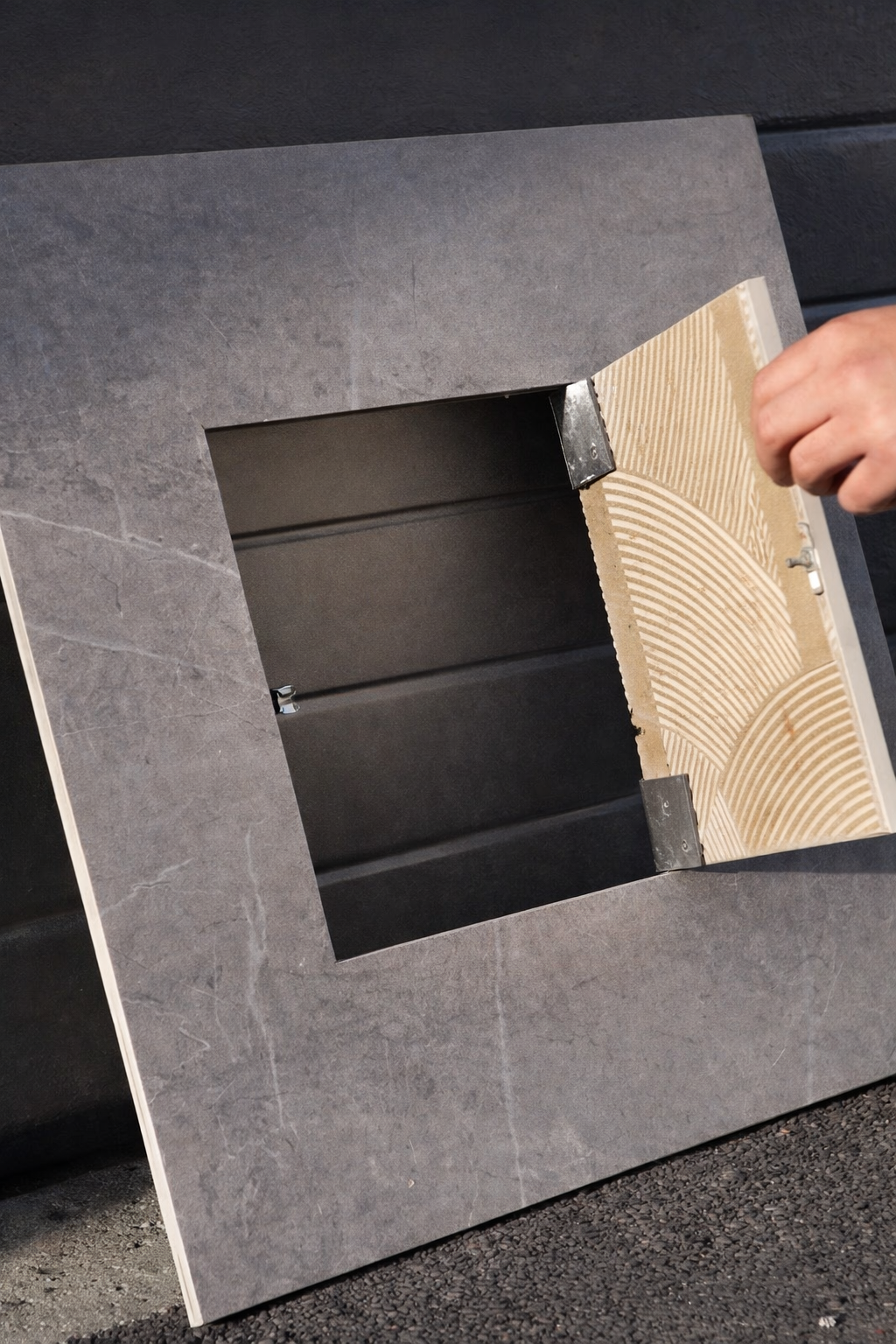 🔥Trappe de Visite Carrelable Ouvrante – Ouverture Type Fenêtre – Finition Invisible