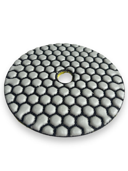 Disque diamant nid d’abeille grain 100 en perspective – Outillage Carreleur 2.0

