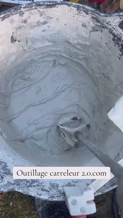 Tornado Brush™ – Brosse de Nettoyage pour Manche de Malaxeur à Colle | Outillage Carreleur 2.0